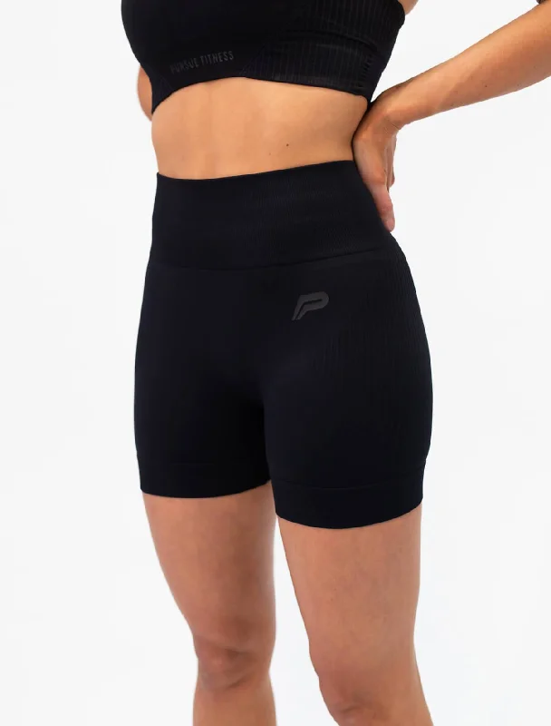 adapt-seamless-short-length-shorts-blackout