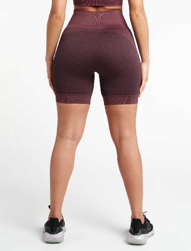 adapt-seamless-shorts-black-cherry