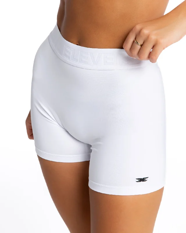 baseline-shorts-white