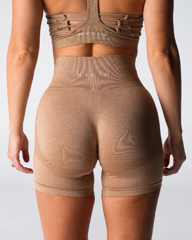 beige-performance-seamless-shorts