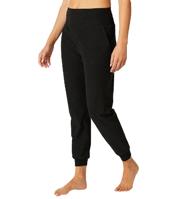 beyond-yoga-spacedye-midi-joggers-8199004-darkest-night