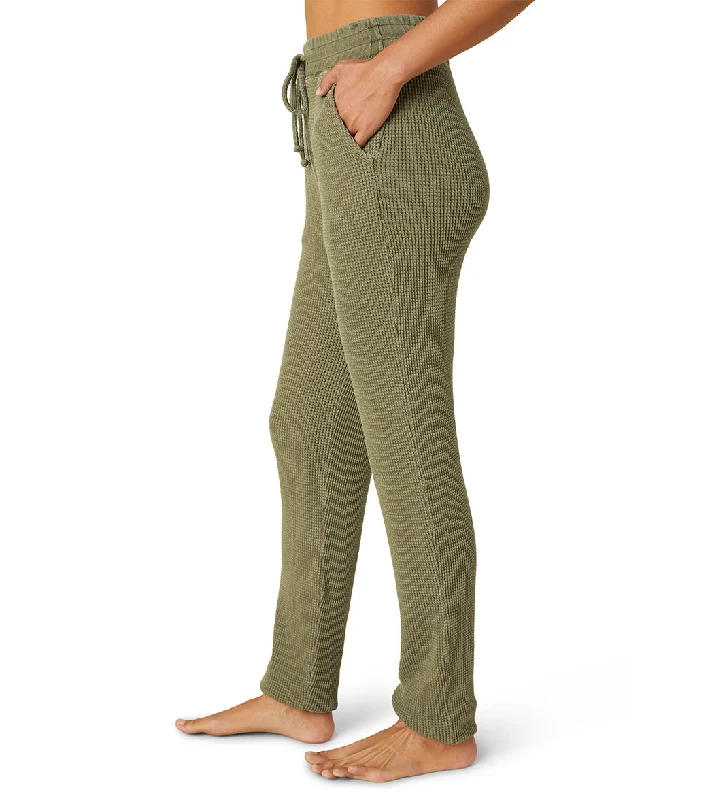 beyond-yoga-weekend-sweatpant-8204138-washed-deep-olive