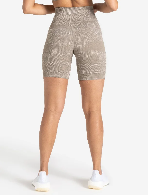 boost-seamless-shorts-neutral