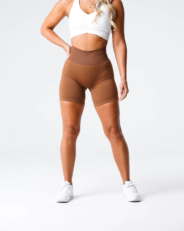 caramel-solid-seamless-shorts