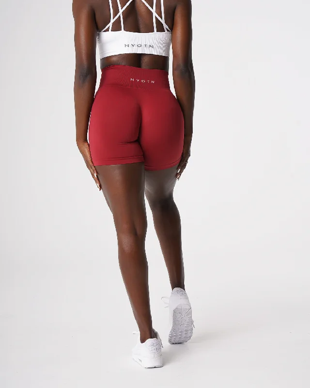 Carmine Solid Seamless Shorts