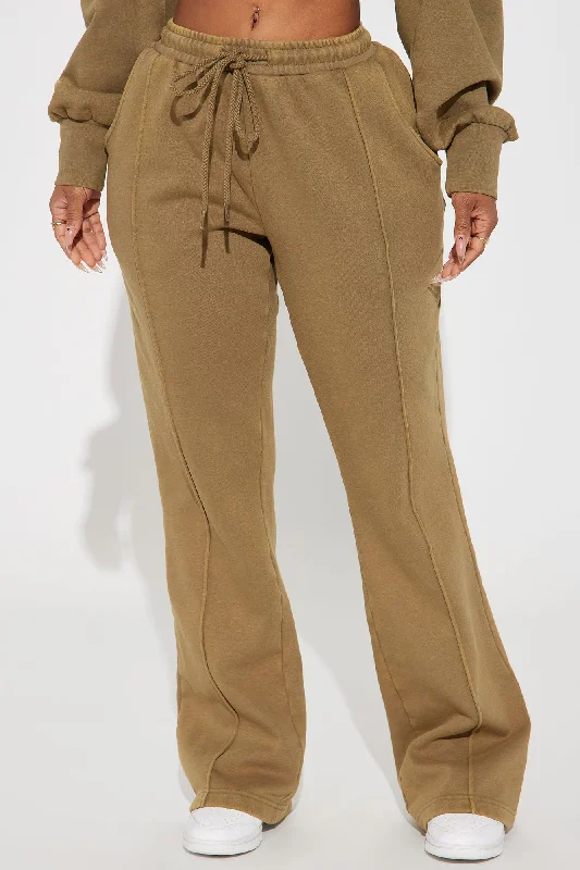 chill-out-lounge-flare-pant-olive