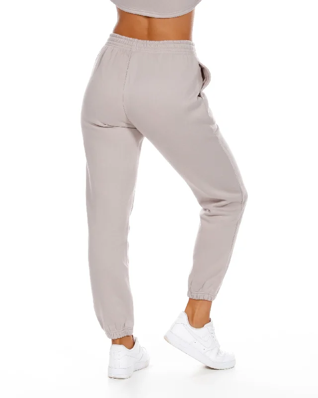 classic-trackpants-taupe