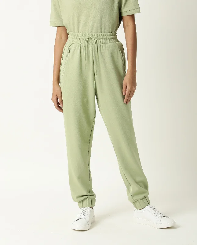 creta-womens-track-pant-light-green