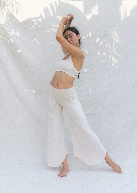 eco-friendly-yoga-flares-pearl