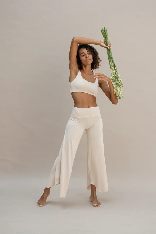 eco-friendly-yoga-flares-pearl