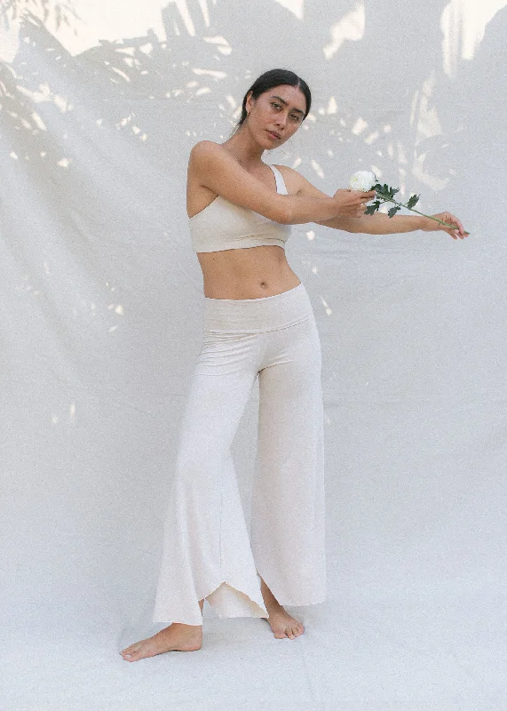 eco-friendly-yoga-flares-pearl