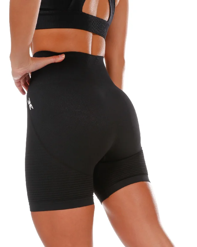 elite-seamless-shorts-onyx