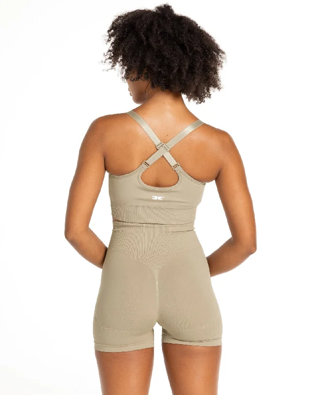 elite-seamless-v2-shorts-beige-subtle-scrunch