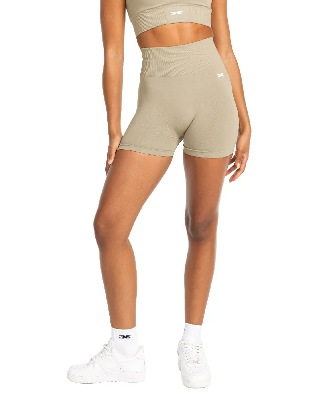 elite-seamless-v2-shorts-beige-subtle-scrunch