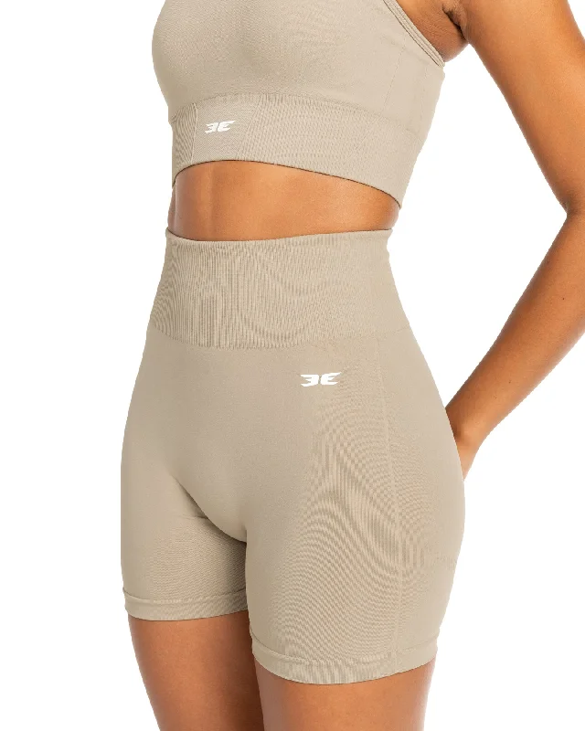 elite-seamless-v2-shorts-beige