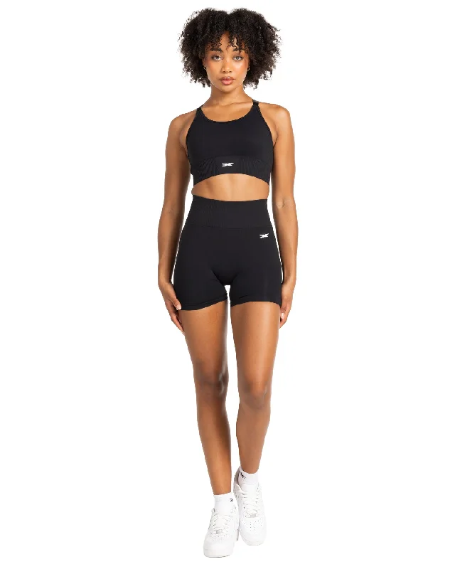 elite-seamless-v2-shorts-black-subtle-scrunch