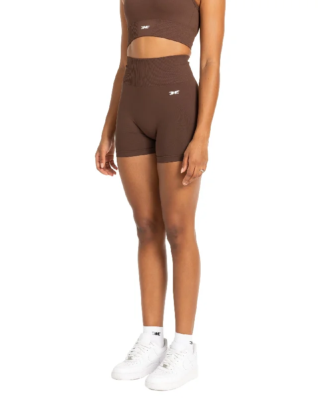 elite-seamless-v2-shorts-chocolate-subtle-scrunch