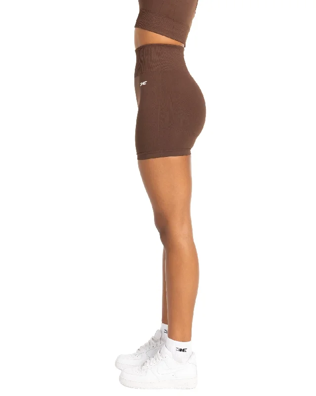 elite-seamless-v2-shorts-chocolate