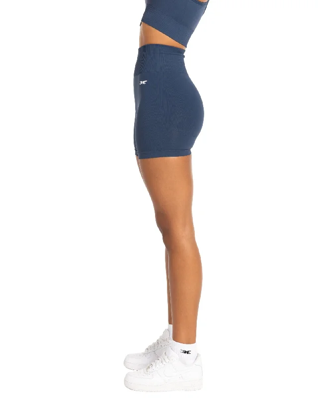 elite-seamless-v2-shorts-navy-subtle-scrunch