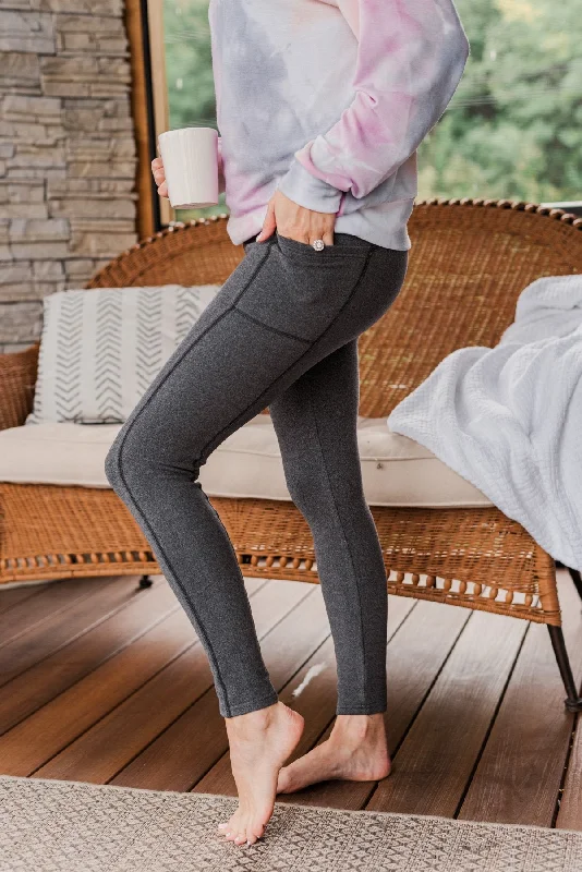 every-step-of-the-way-thick-knit-leggings-charcoal