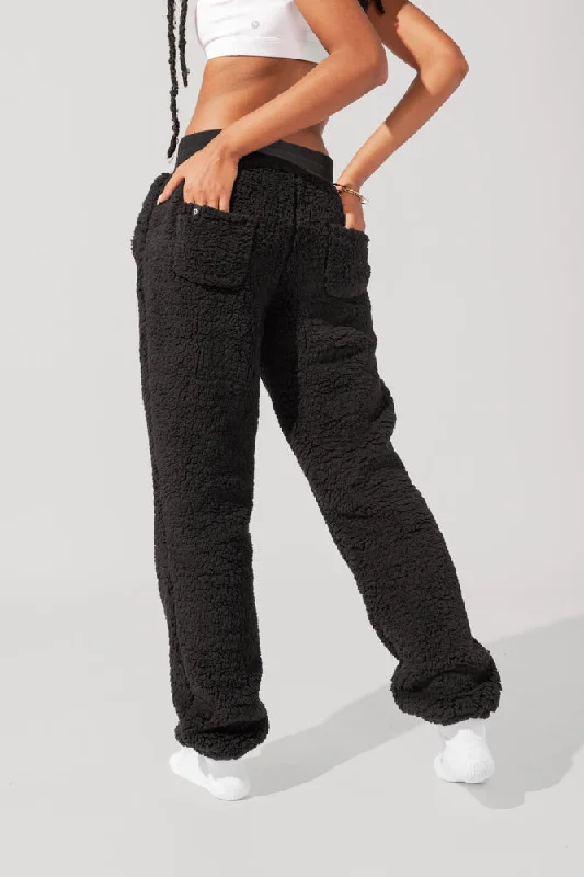 faux-sherpa-blanket-pants-black