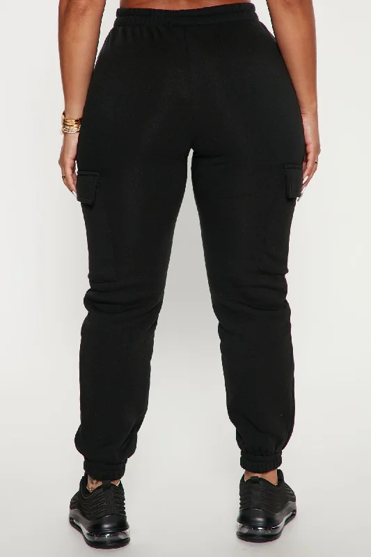 lets-relax-jogger-sweatpants-black