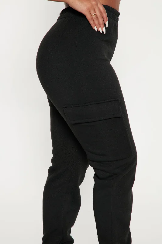 lets-relax-jogger-sweatpants-black