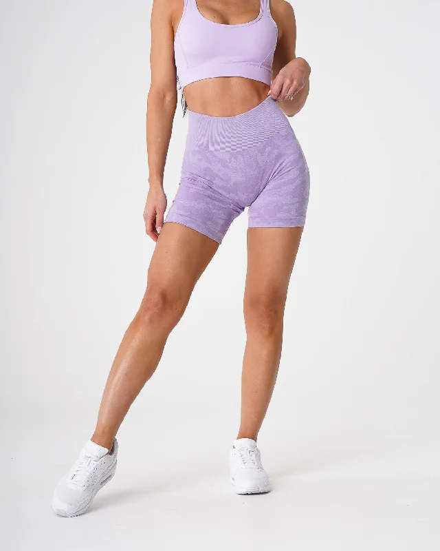 lilac-camo-seamless-shorts