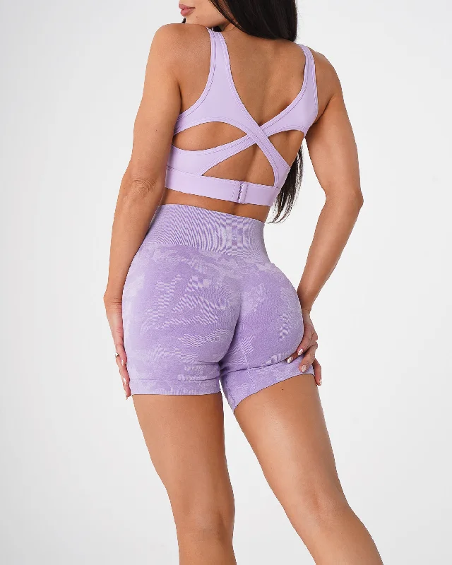 lilac-camo-seamless-shorts