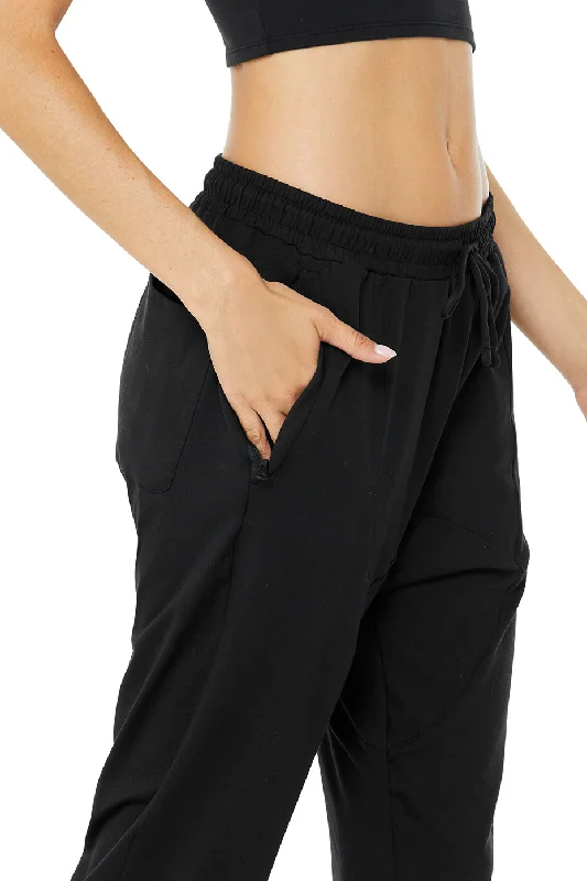 m5070r-revitalize-pant-black-womens