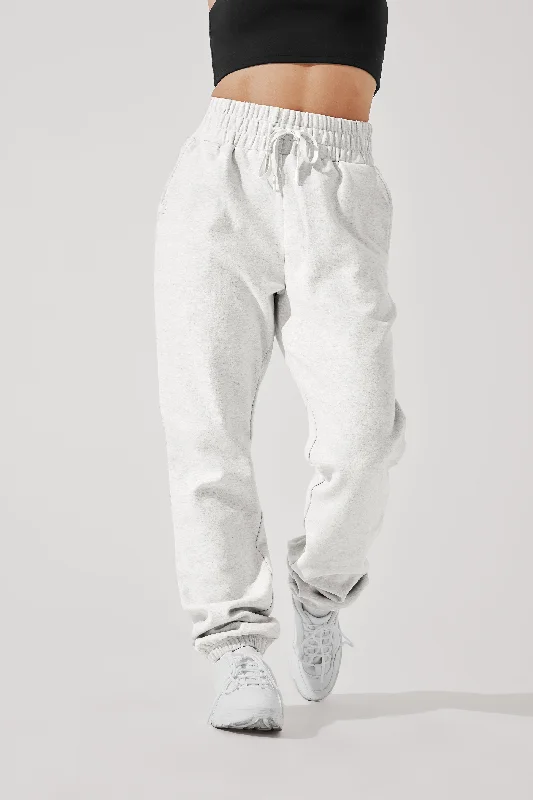 ooey-gooey-sweatpant-light-heather-gray-1