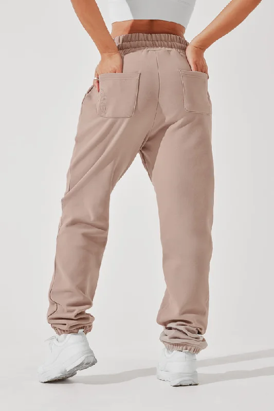 ooey-gooey-sweatpant-soft-beige