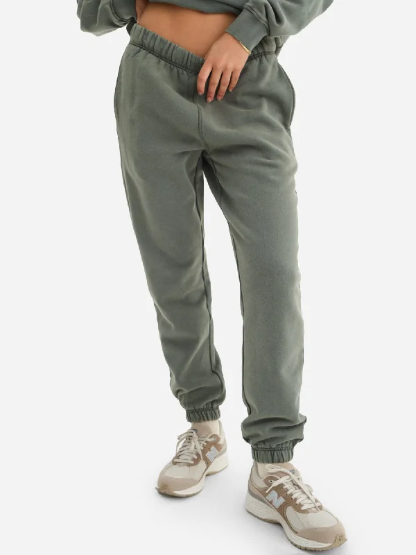 organic-fleece-relaxed-pocket-sweatpant-forest