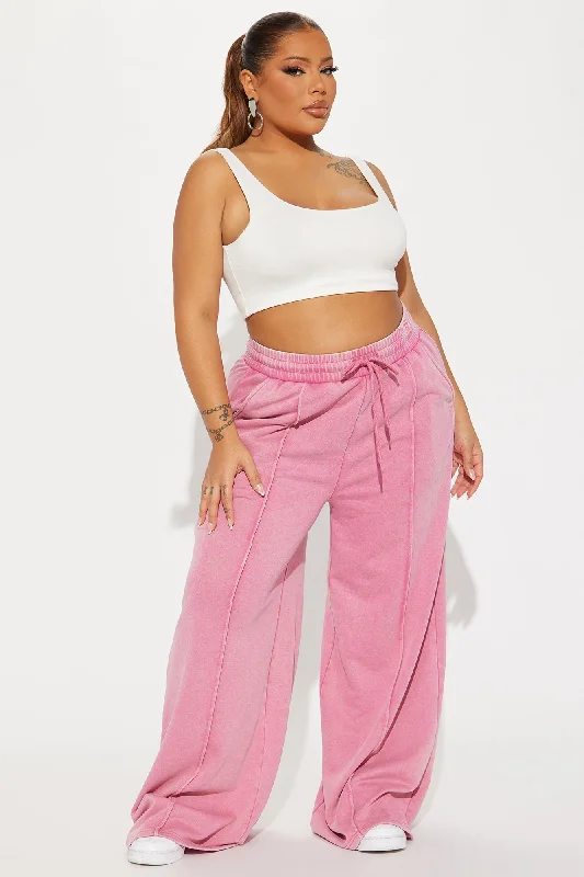 pay-no-attention-lounge-pant-pink