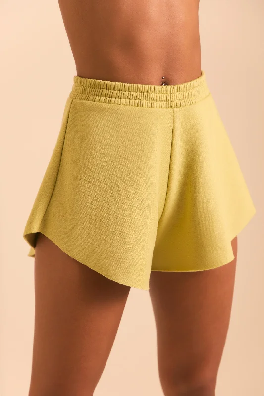 Relax - Sweat Shorts in Matcha Green