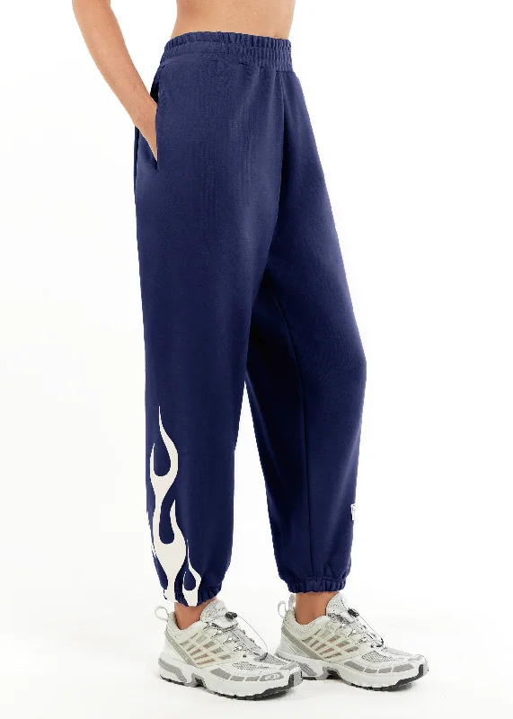 s172fprv10-womens-flame-print-oversized-jogger-regular