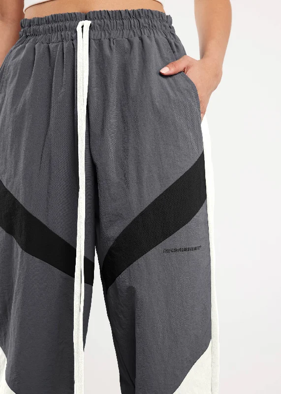 s462v8-womens-recycled-nylon-relaxed-colourblock-jogger-pant