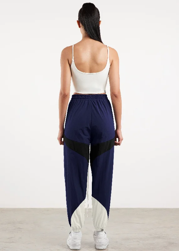 s462v8-womens-recycled-nylon-relaxed-colourblock-jogger-pant