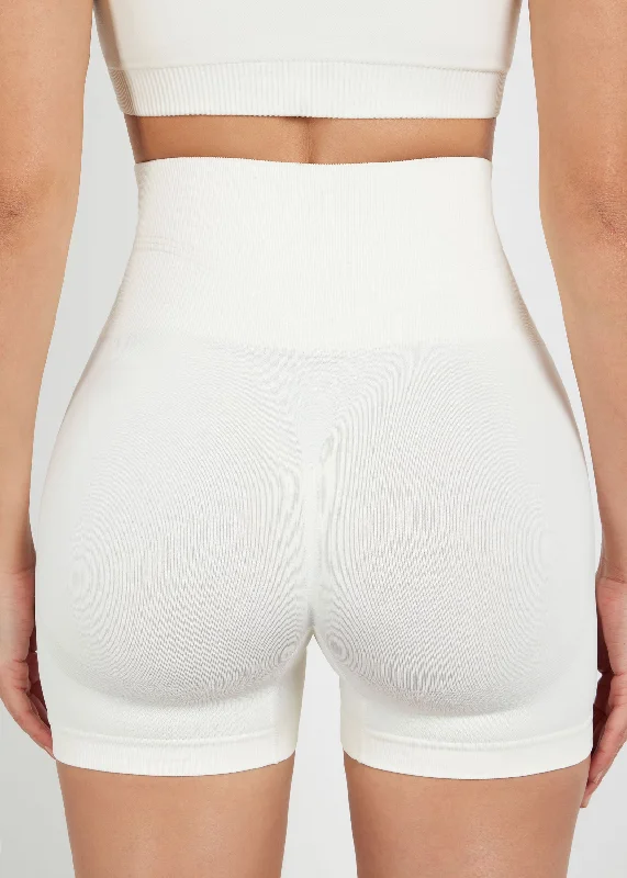 s988bpwv9-women-seamless-solid-butt-pocket-booty-shorts-v-line-on-waistband