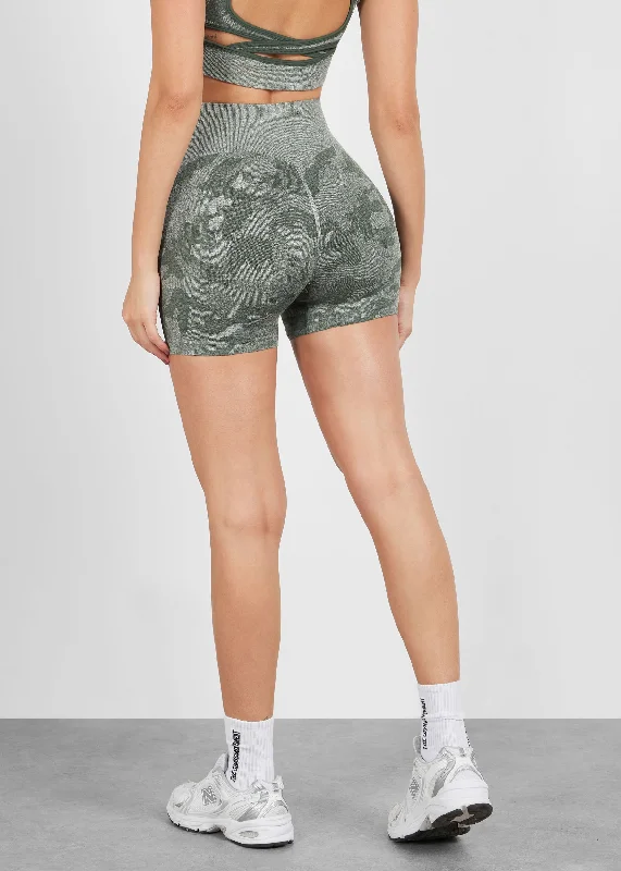 s988cmwv9-women-seamless-camo-booty-shorts