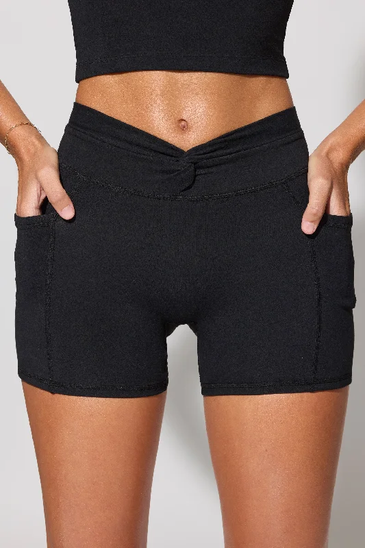 shift-twist-waist-mini-shorts-with-pockets-black