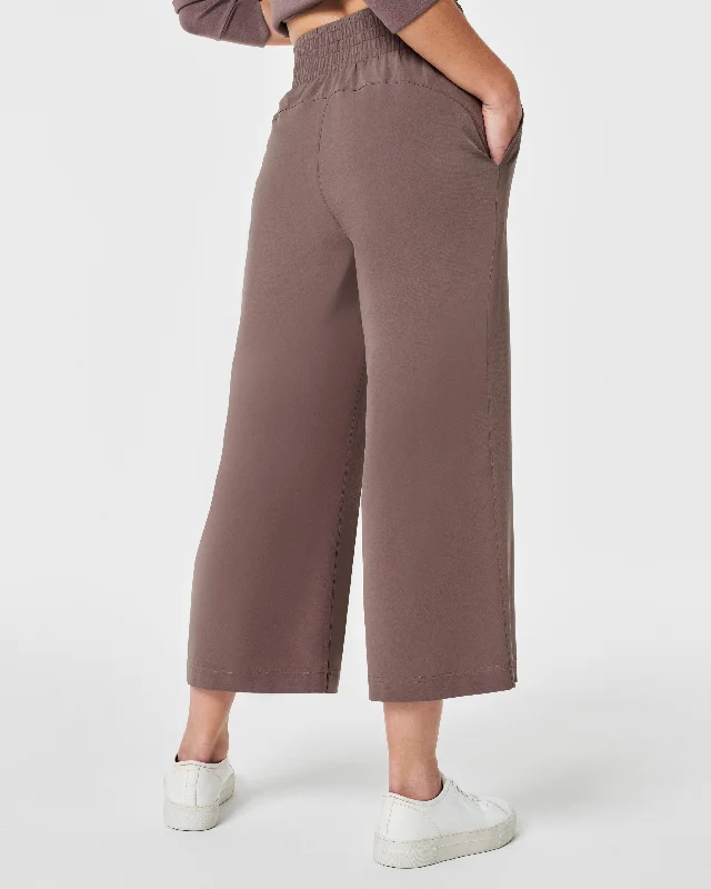 spanx-on-the-move-cropped-wide-leg-pant