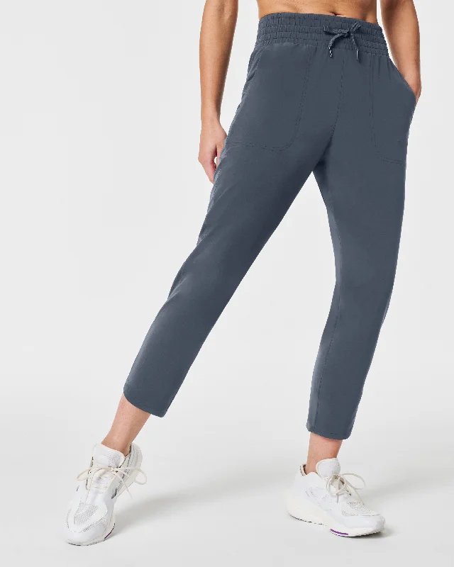 spanx-on-the-move-tapered-pant