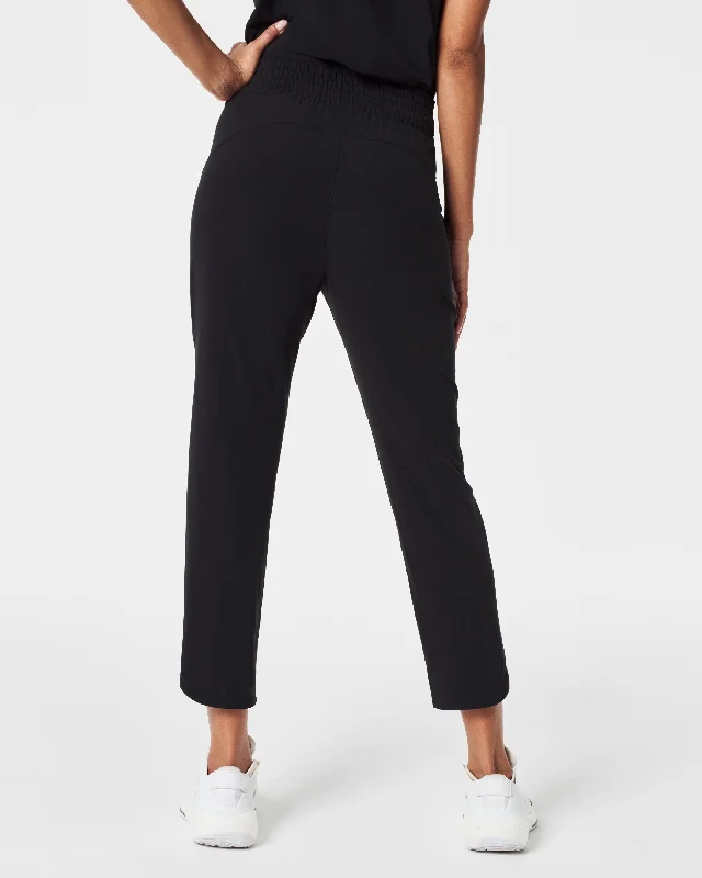 spanx-on-the-move-tapered-pant