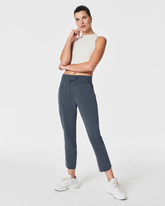 spanx-on-the-move-tapered-pant