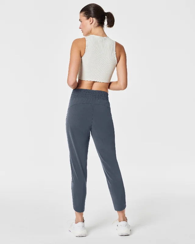 spanx-on-the-move-tapered-pant