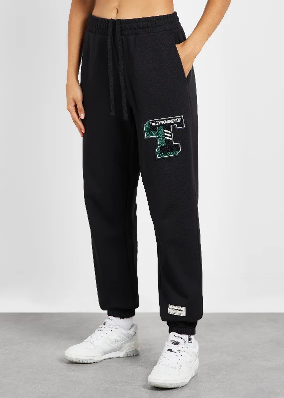 st08v11-women-varsity-logo-jogger