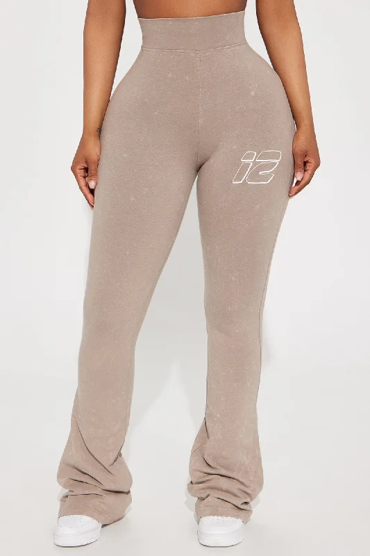 stay-sporty-washed-wide-leg-pant-taupe-combo