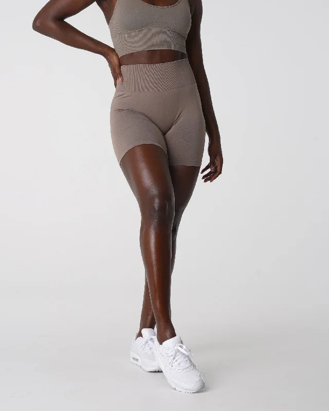 taupe-solid-seamless-shorts