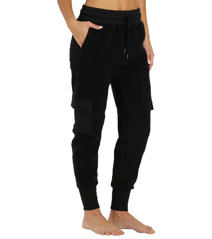 thrive-societe-finley-jogger-8218782-black